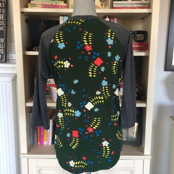 NWT LulaRoe Randy Shirt - Picture 4 of 5